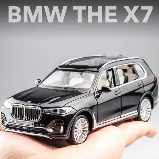 1:32 BMW X7 SUV Alloy Model Car Toy Diecasts Casting Pull Back Sound and Light Car Toys For Children Vehicle