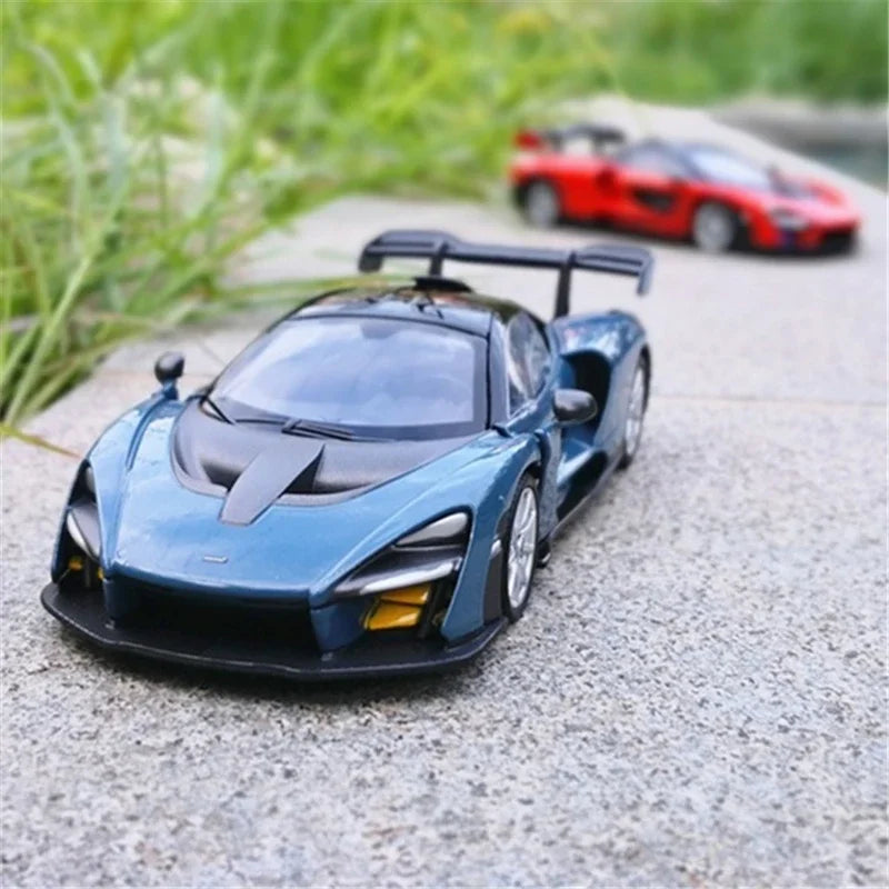 1/24 Senna Alloy Sports Car Model Diecasts Metal Racing Vehicles Super Car Model Simulation Collection Kids Toys Gift Decoration